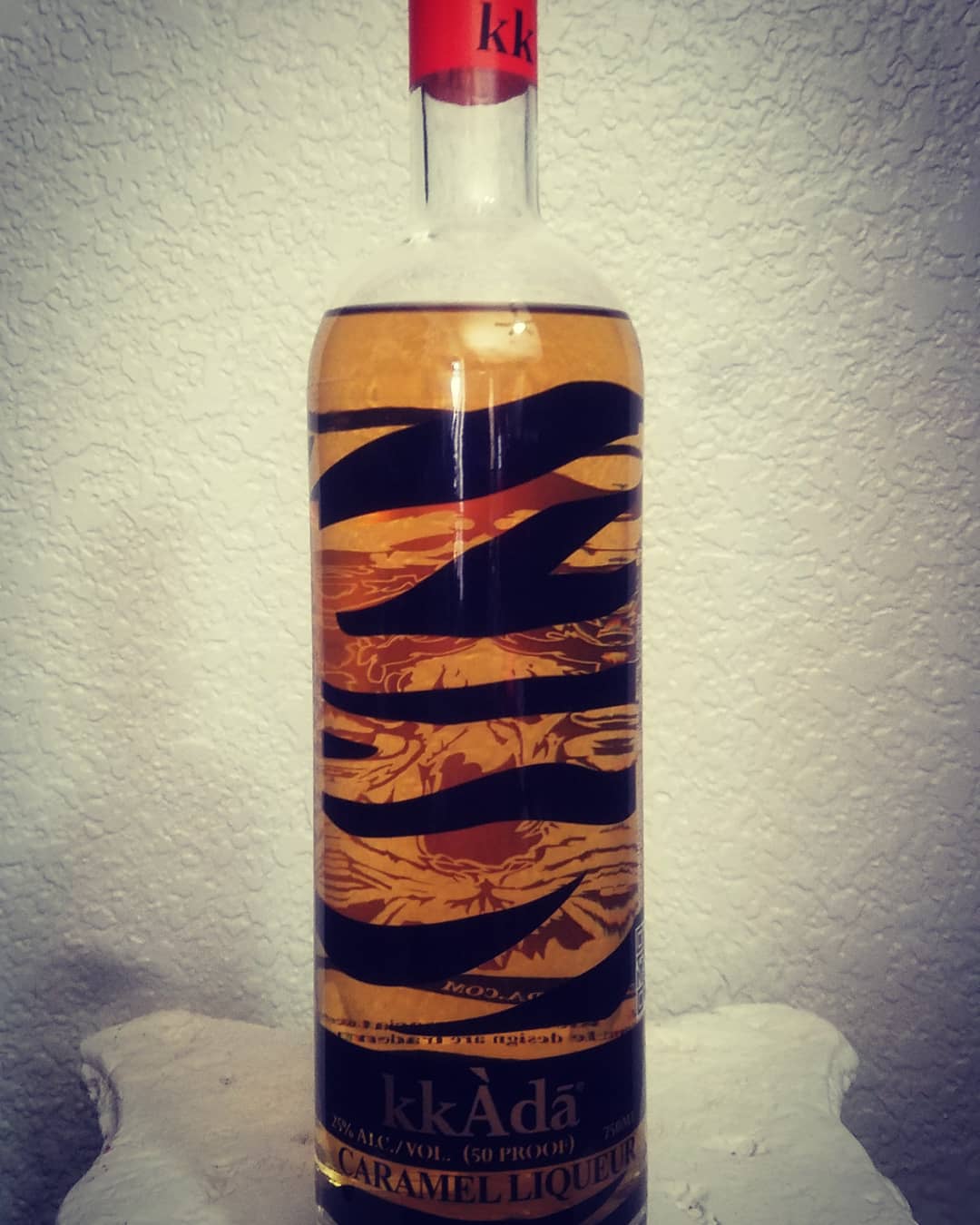 kkada caramel liquor bottle front